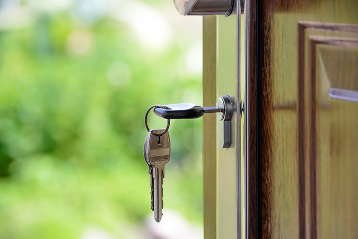 A2B Locks are able to provide local locksmiths in Hersham to repair your broken locks. 